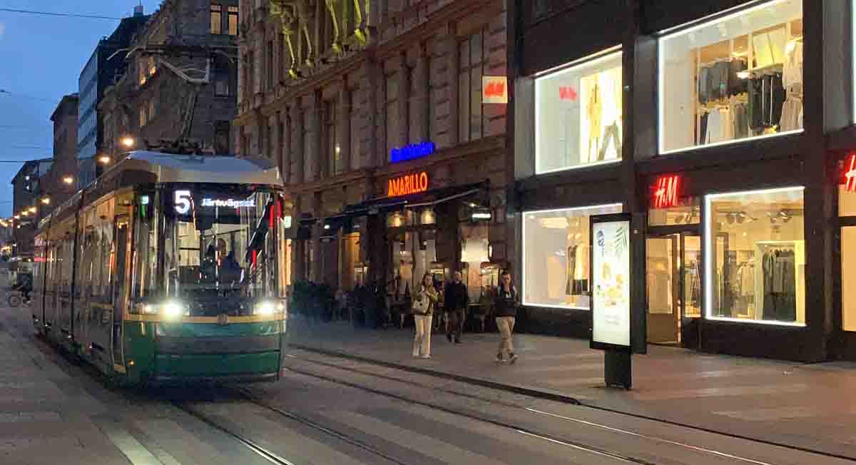芬兰下周四罢工可能会中断公交车火车服务